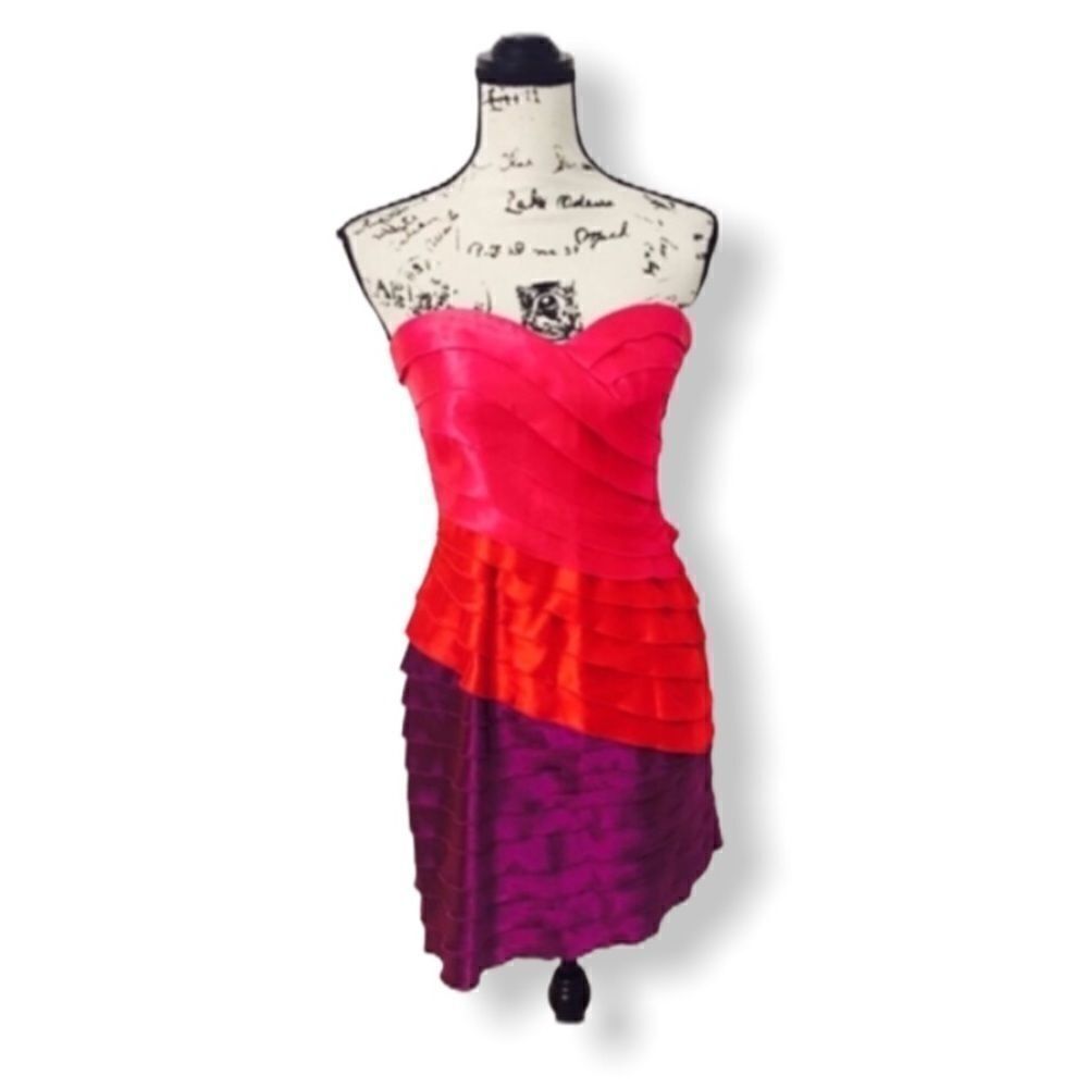 Max and Cleo SZ 4 strapless dress